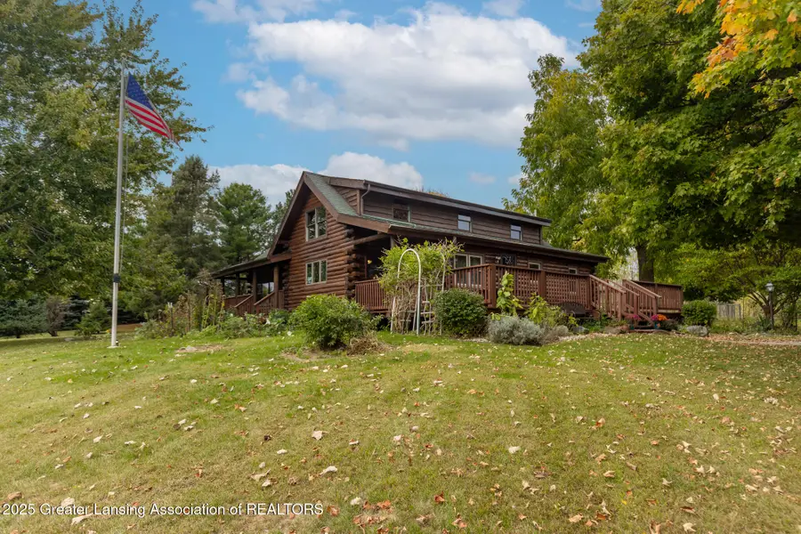 5375 Island Highway, Charlotte, MI 48813 - Image #2