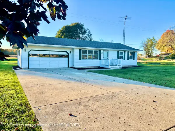 525 N Wheaton Road, Charlotte, MI 48813