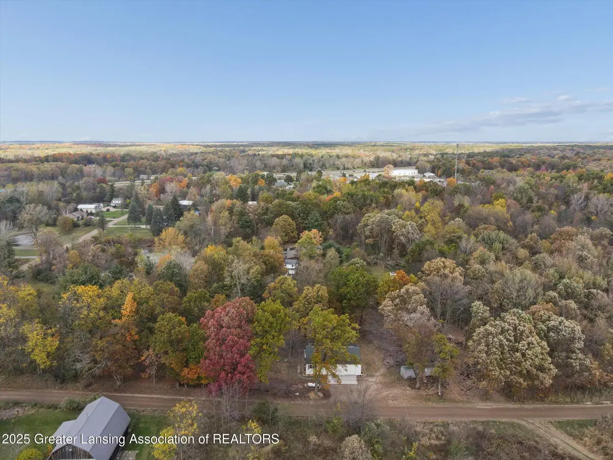 9595 E State Road, Haslett, MI 48840 - Image #1