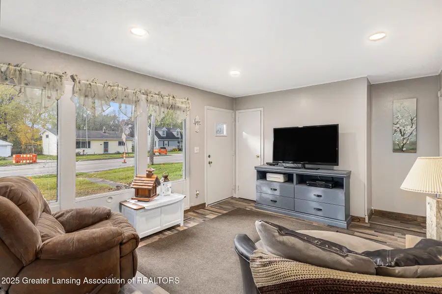 4592 Holt Road, Holt, MI 48842 - Image #3