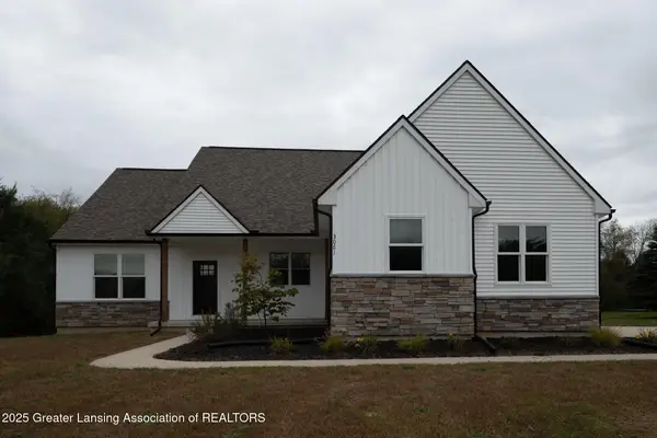 3081 Avonlea Knoll Way, Webberville, MI 48892