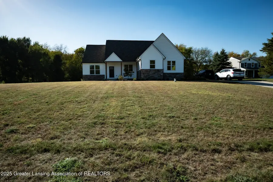 3081 Avonlea Knoll Way, Webberville, MI 48892 - #2