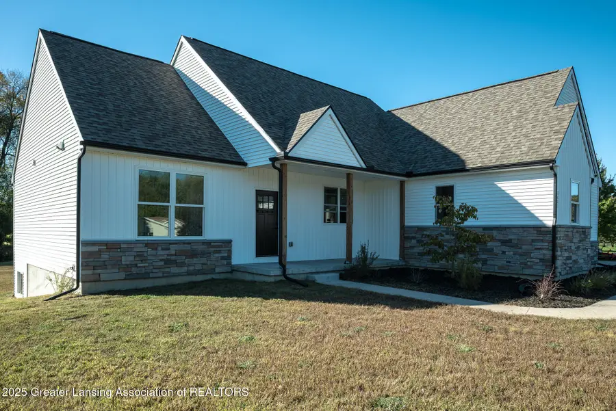 3081 Avonlea Knoll Way, Webberville, MI 48892 - #3