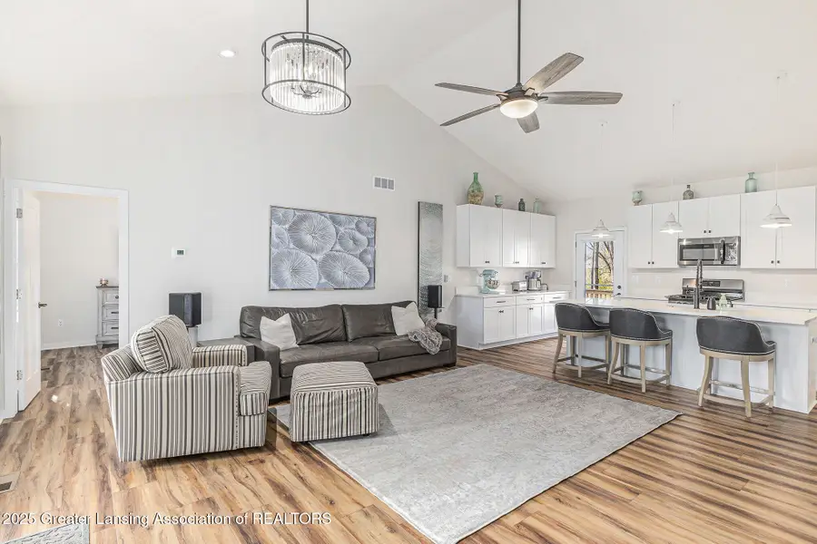 615 Ramble Way, Leslie, MI 49251 - Image #2