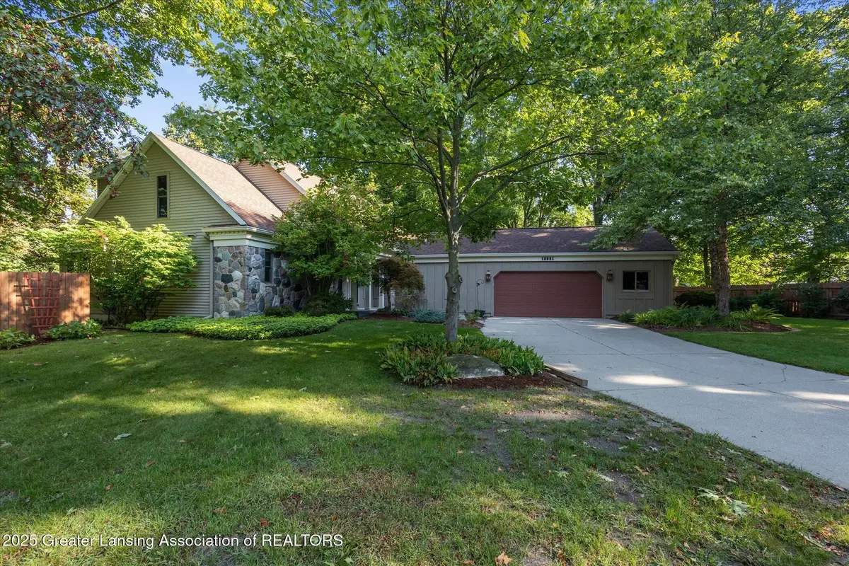 12931 Oneida Woods Trail, Grand Ledge, MI 48837 - Image #1