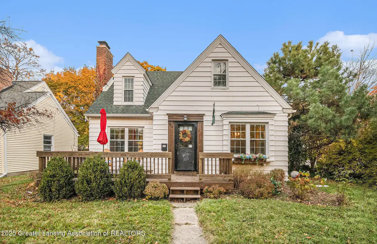 704 N Foster Avenue, Lansing, MI 48912 - #1