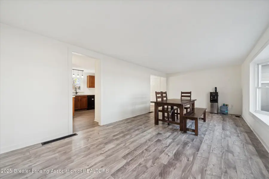 2221 Kinneville Road, Leslie, MI 49251 - Image #2