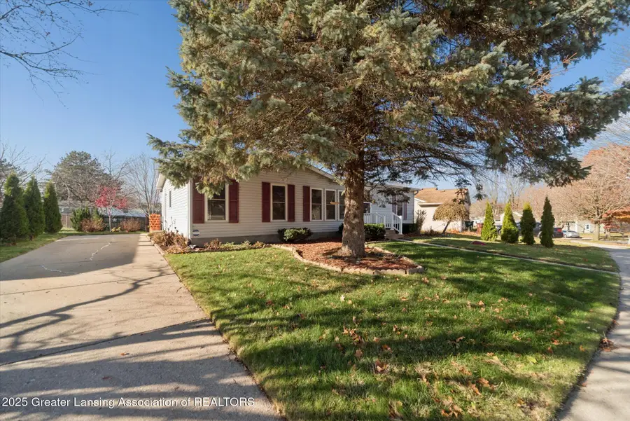 4123 Balmoral Drive, Lansing, MI 48911 - Image #2