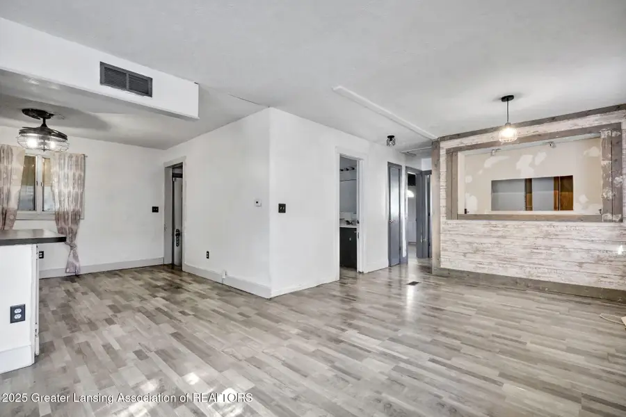 709 Jessop Avenue, Lansing, MI 48910 - Image #3