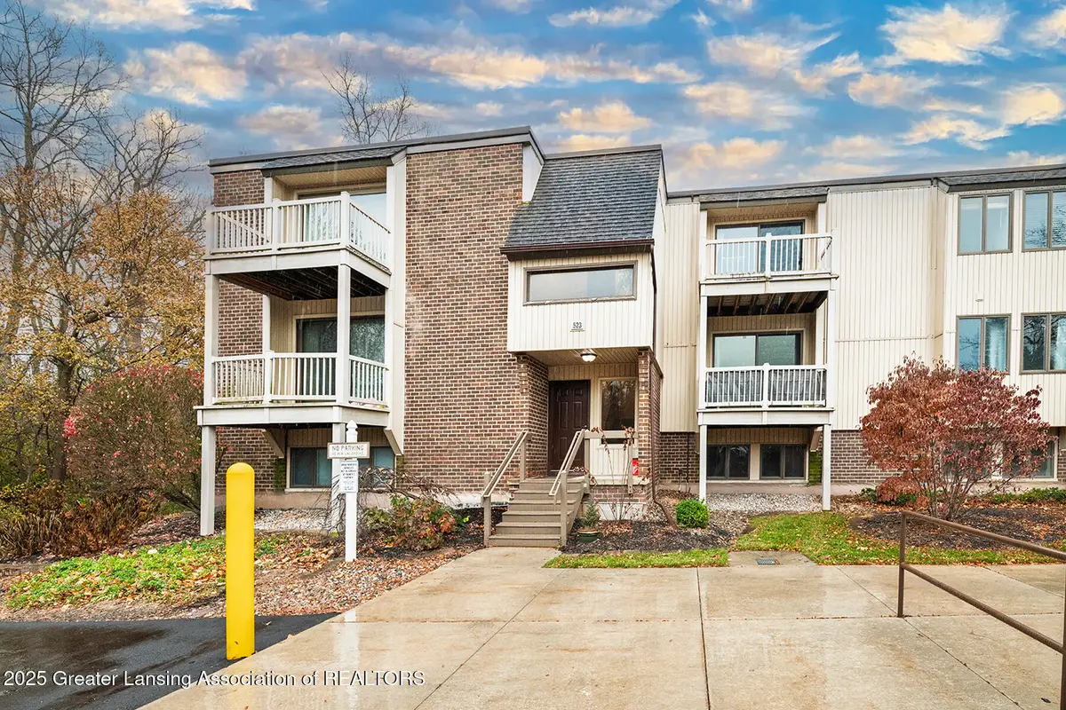 523 Bainbridge Drive #37, East Lansing, MI 48823 - Image #1
