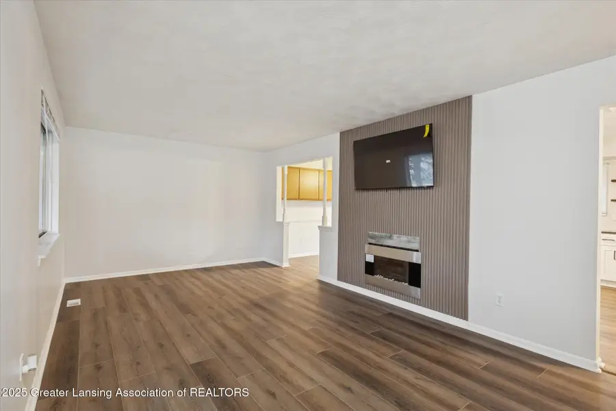 218 Raritan Road, Lansing, MI 48911 - Image #3