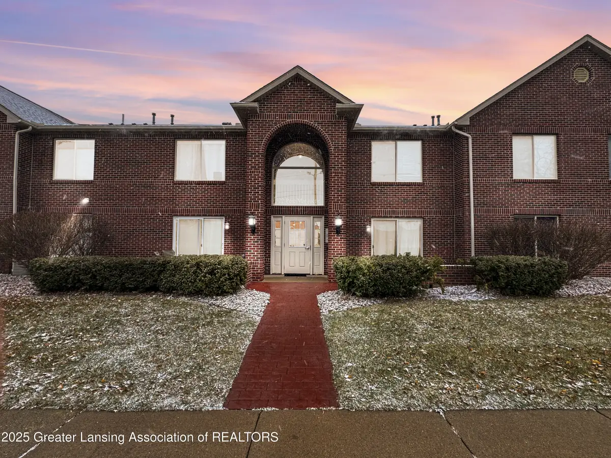 322 Pere Marquette Drive #15, Lansing, MI 48912 - Image #1