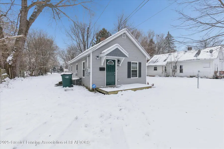 320 E Hodge Avenue, Lansing, MI 48910 - Image #2