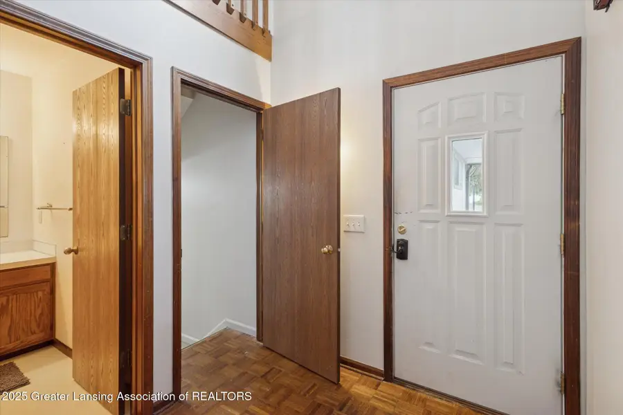 2446 S Wild Blossom Court, East Lansing, MI 48823 - Image #2