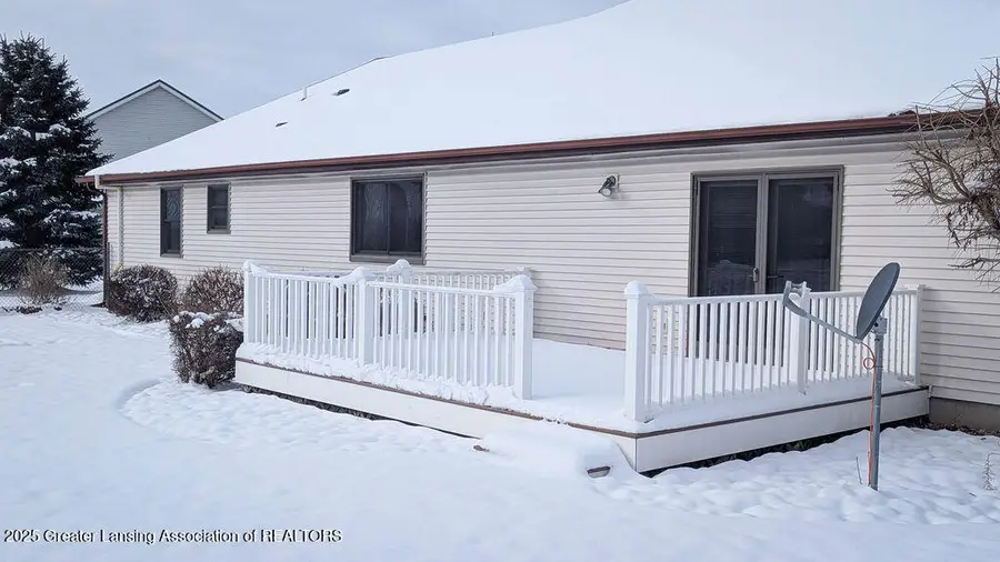 1147 Tamarack Trail, Charlotte, MI 48813 - Image #2