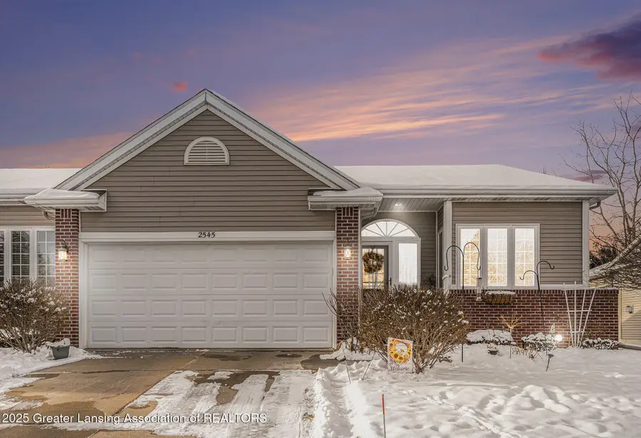 2545 Limerick Circle #8, Holt, MI 48842 - Image #2