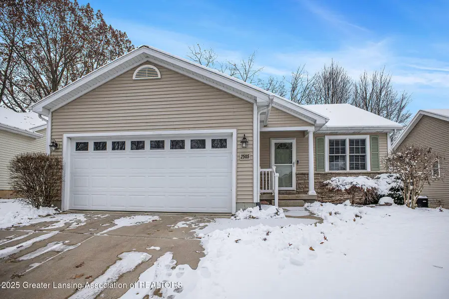 2505 Arbor Forest Drive #11, Lansing, MI 48910 - Image #2