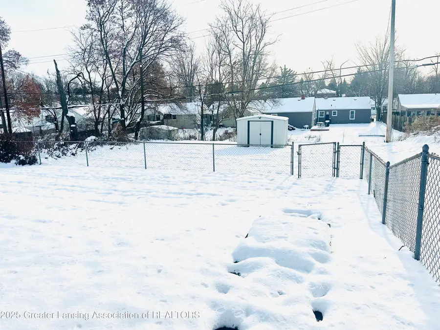 3001 Risley Drive, Lansing, MI 48917 - Image #3