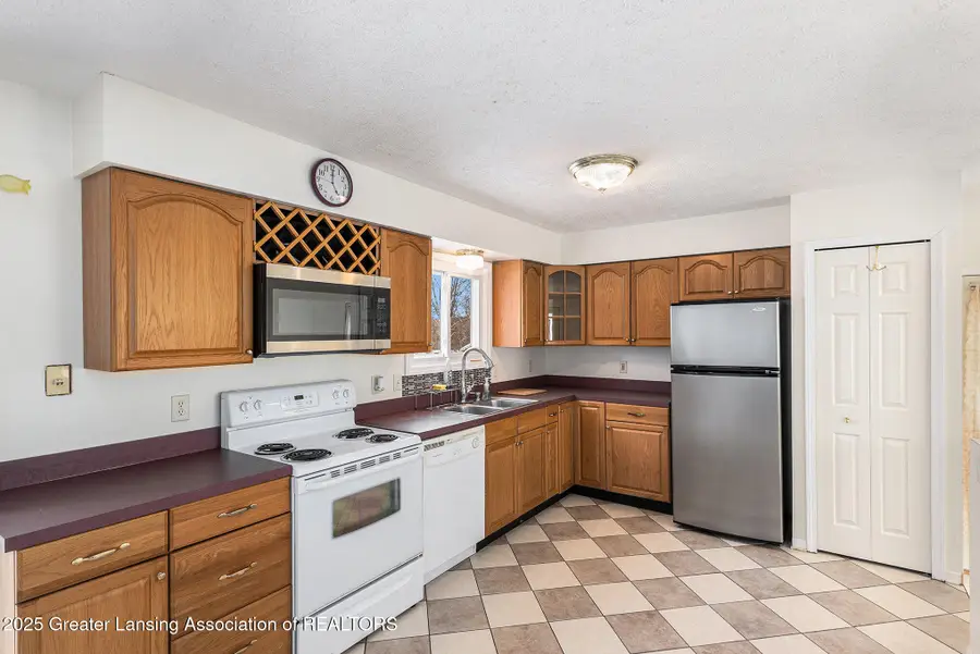 1041 Catholic Church Road, Leslie, MI 49251 - Image #3