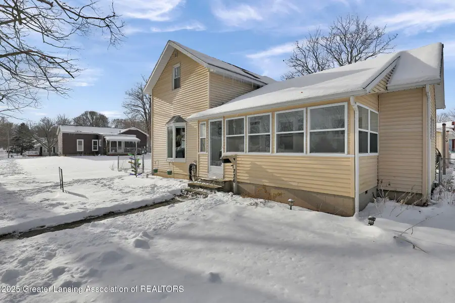 236 S East Street, Portland, MI 48875 - Image #2