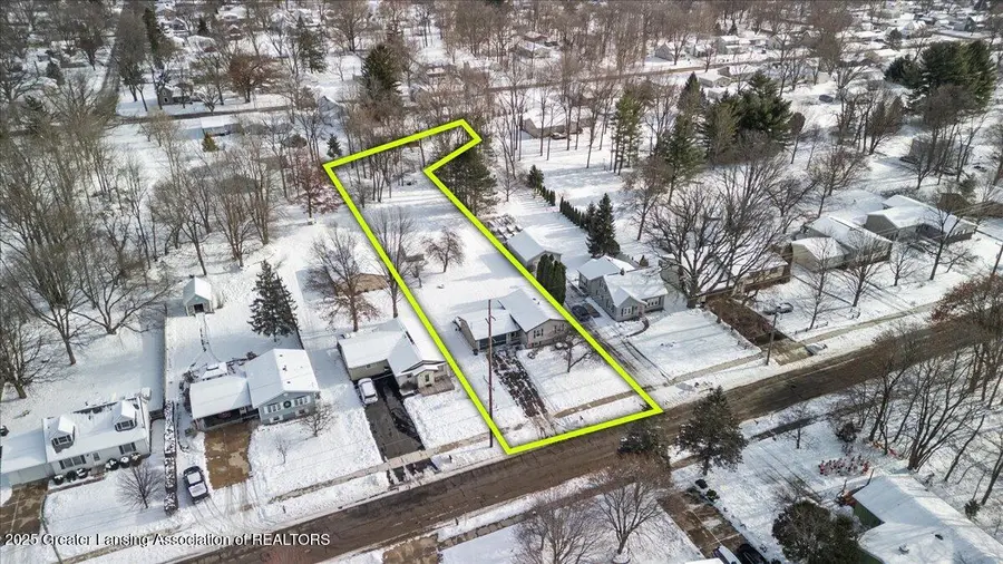 724 High Street, Charlotte, MI 48813 - Image #2