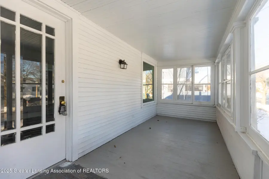 222 S Clemens Avenue, Lansing, MI 48912 - Image #2