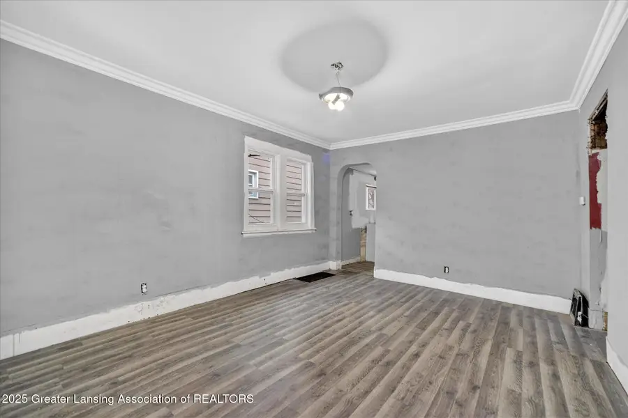1824 Davis Avenue, Lansing, MI 48910 - Image #2