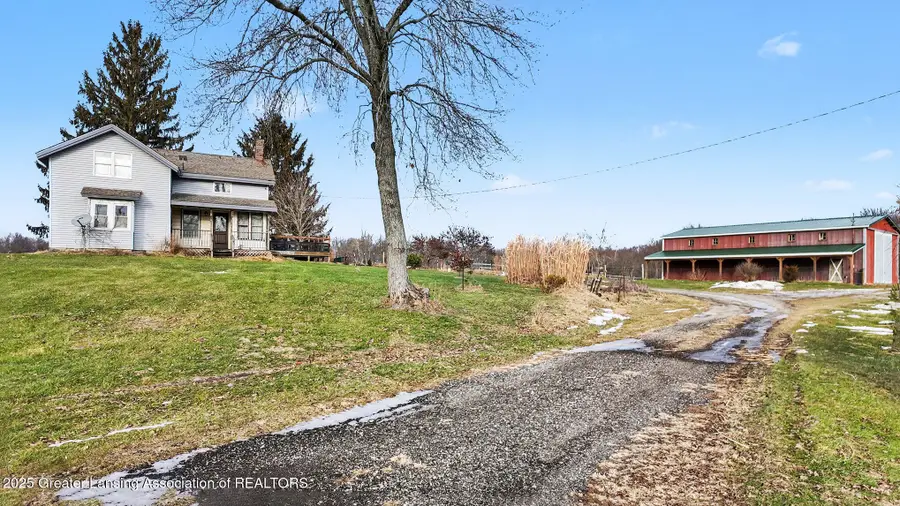 2515 E Dexter Trail, Dansville, MI 48819 - Image #2