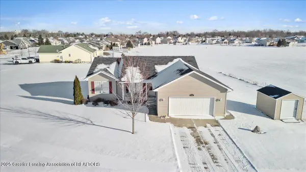 1409 Kelcrasta Drive, St. Johns, MI 48879