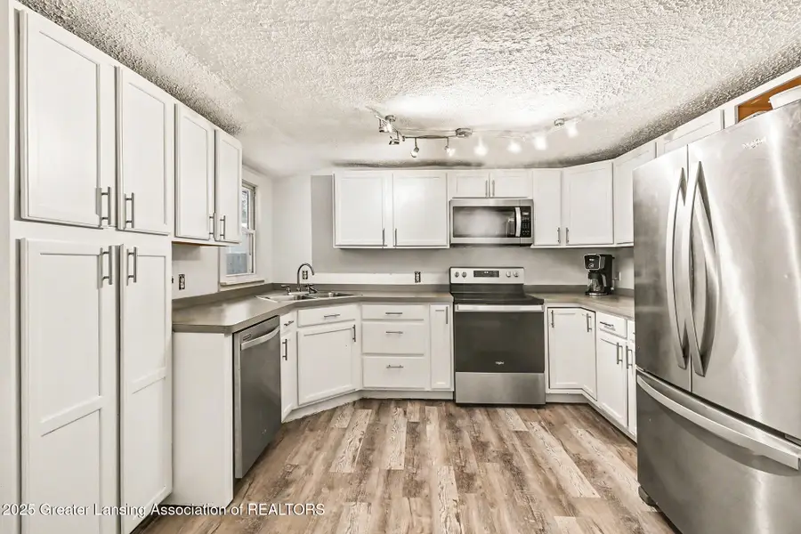 603 Cherry Street, Dewitt, MI 48820 - Image #2