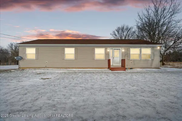 2211 Wayne Street, Lansing, MI 48910