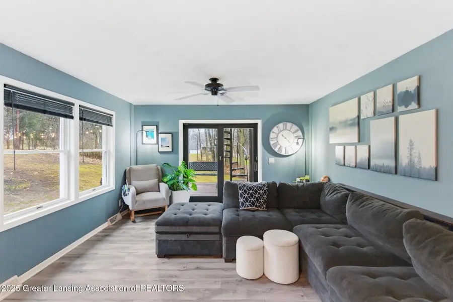 10583 S Woodbury Road, Laingsburg, MI 48848 - Image #3