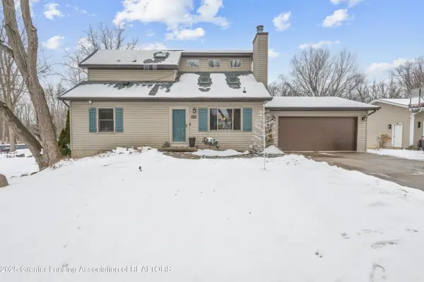 1120 Sandhill Drive, DeWitt, MI 48820