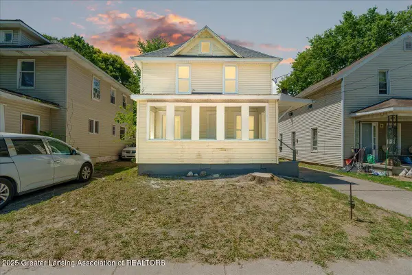 1141 Farrand Street, Lansing, MI 48906