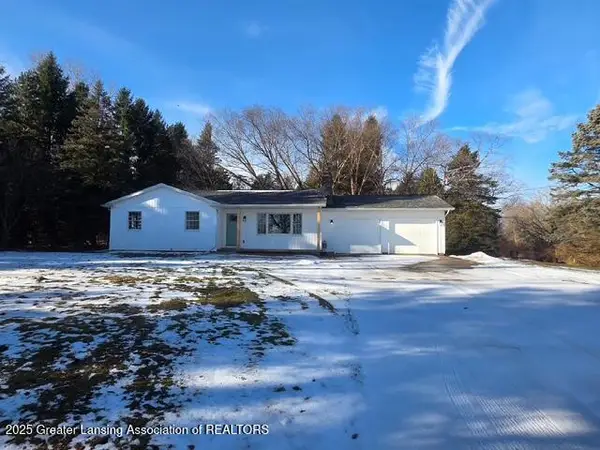 2914 Morgan Road, Eaton Rapids, MI 48827