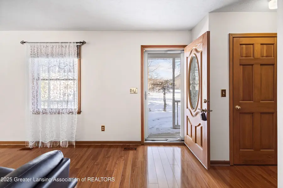 1122 Powderhorn, Lansing, MI 48917 - Image #3