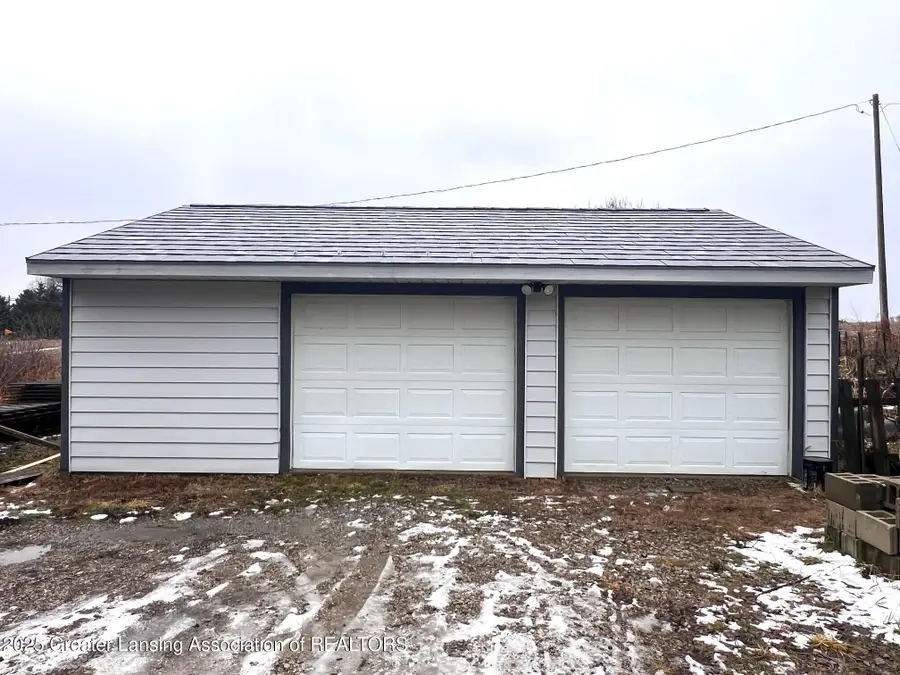 3728 E Clark Road, Bath, MI 48808 - #2