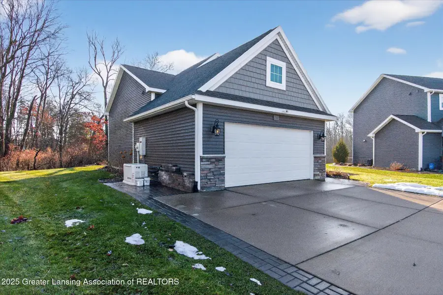 3638 Amber Oaks Drive, Howell, MI 48855 - Image #3