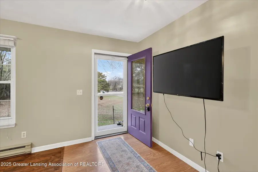 9992 Woodbury Road, Laingsburg, MI 48848 - Image #3