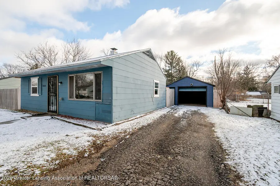 1321 Pompton Circle, Lansing, MI 48910 - Image #2