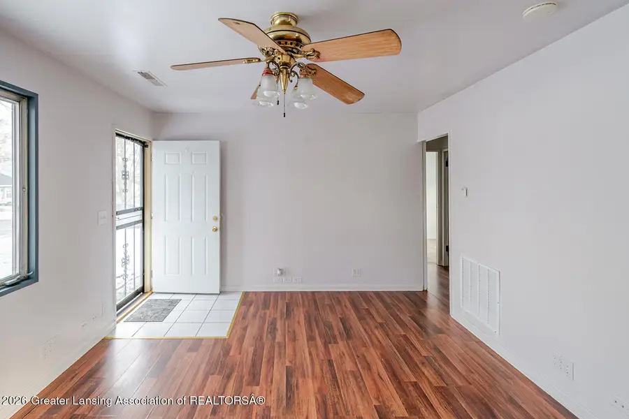 1321 Pompton Circle, Lansing, MI 48910 - Image #3