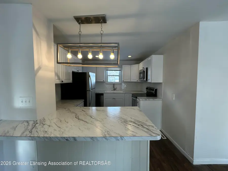 408 W Mcarthur Street, Corunna, MI 48817 - Image #3