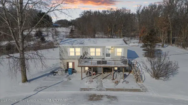 9325 Burton Highway, Bellevue, MI 49021