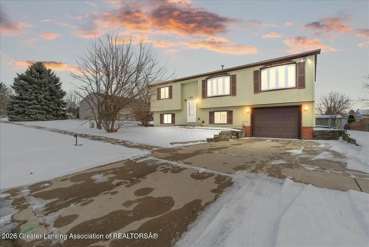 1596 Berkley Drive, Holt, MI 48842 - Image #1