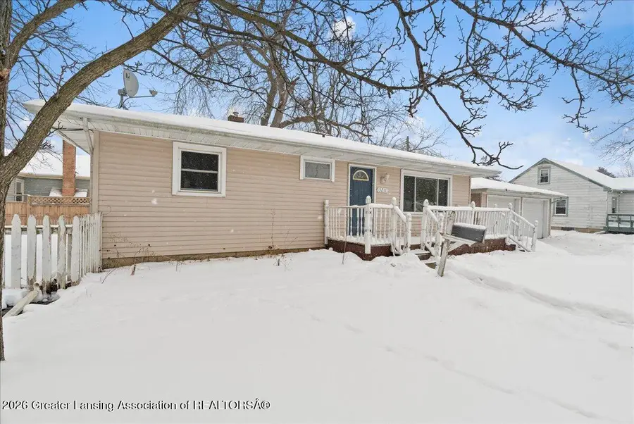 3211 S Deerfield Avenue, Lansing, MI 48911 - Image #2