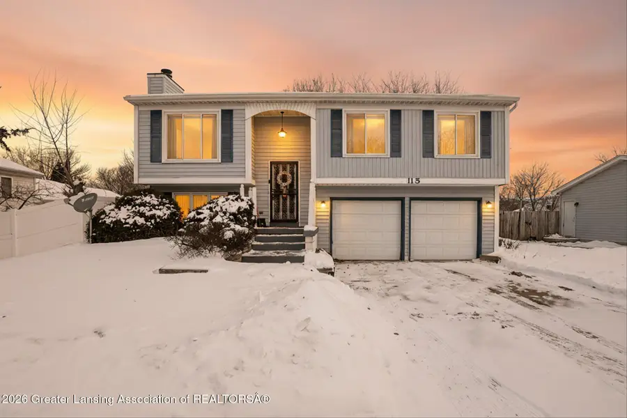 115 E Claremore Drive, Lansing, MI 48911 - #2
