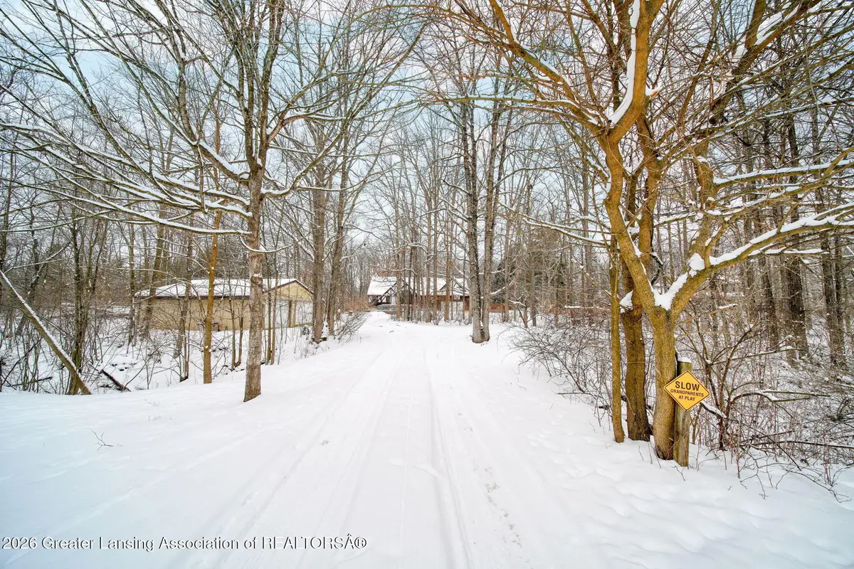 9265 N Royston Road, Grand Ledge, MI 48837 - Image #1