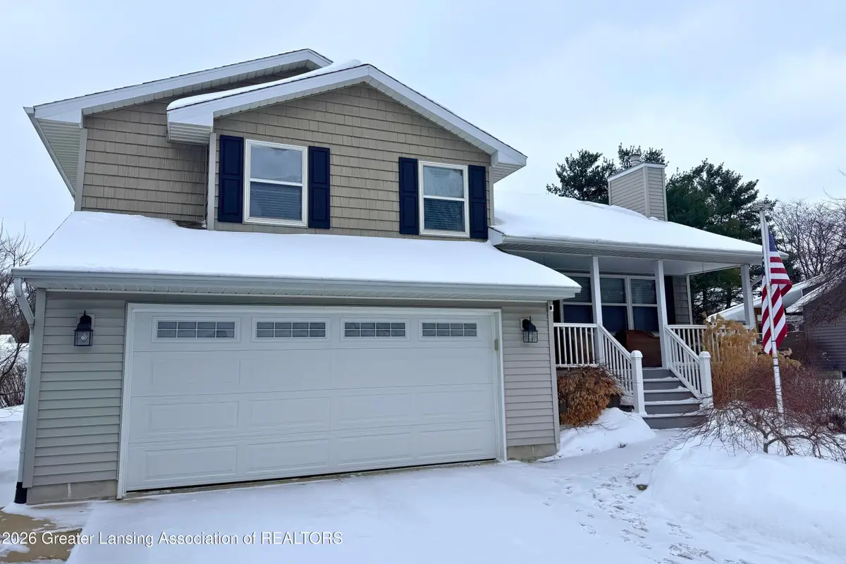 106 W Oak Street, Saint Johns, MI 48879 - Image #1