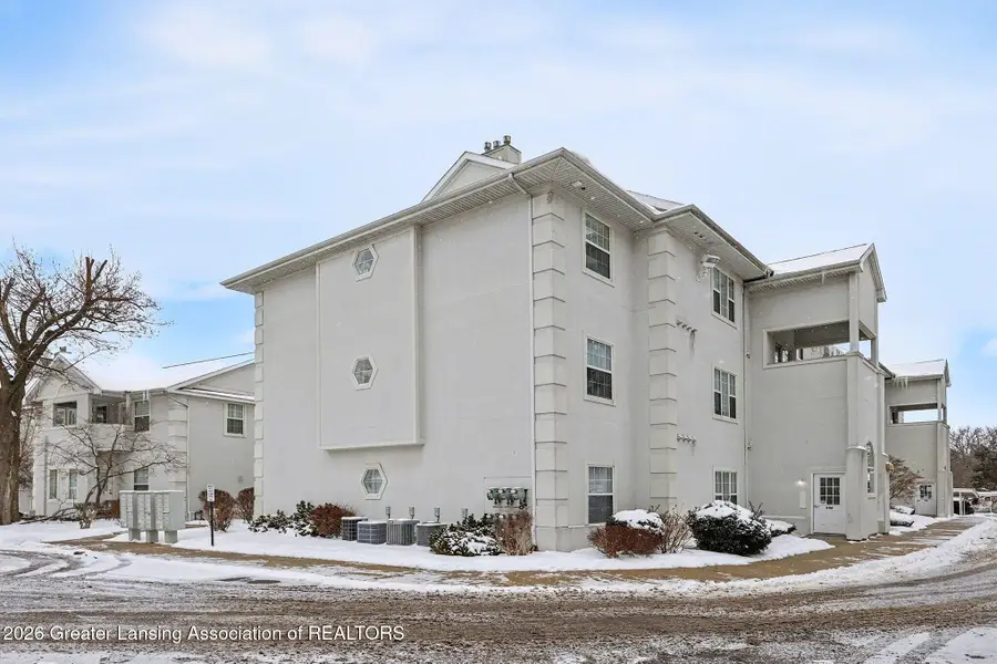288 W Saginaw Street #102, East Lansing, MI 48823 - Image #2