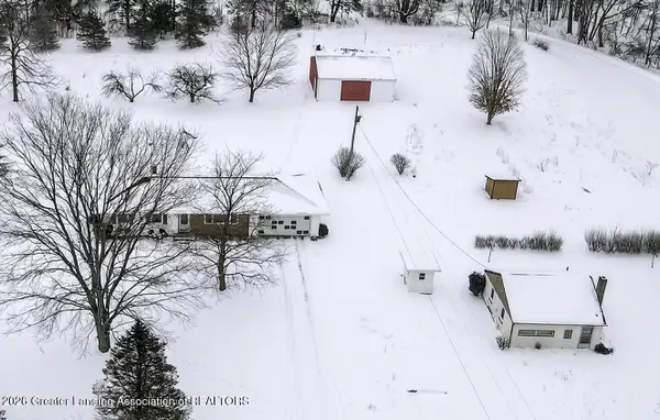 3187 S Canfield Road, Eaton Rapids, MI 48827